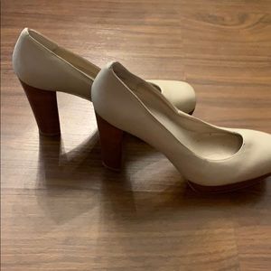 Nude Leather Upper Jeffrey Tyler heels